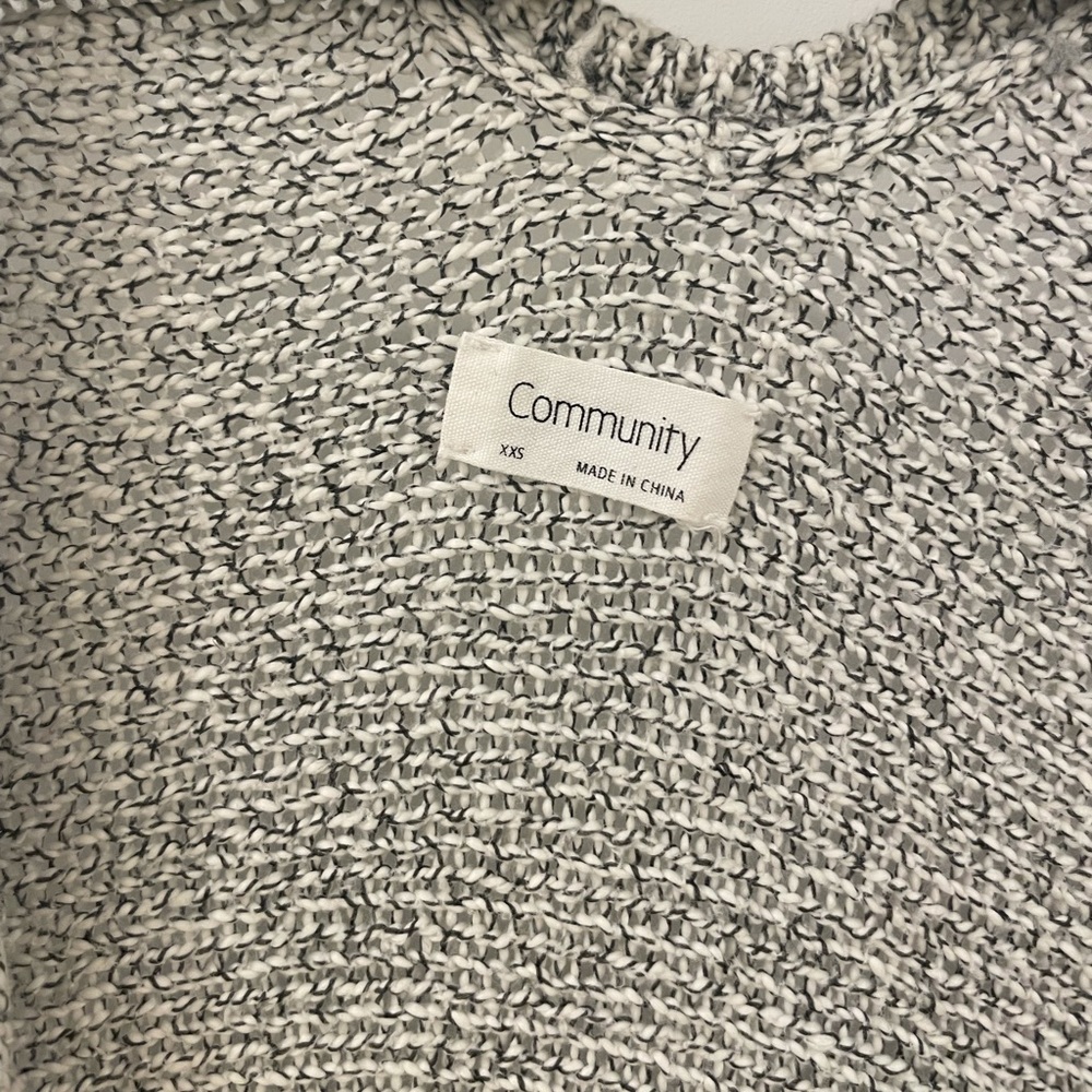 Aritzia Shawl Cardigan - Picture 2 of 3